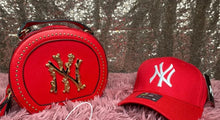 Load image into Gallery viewer, NY HAT AND PURSE SETS
